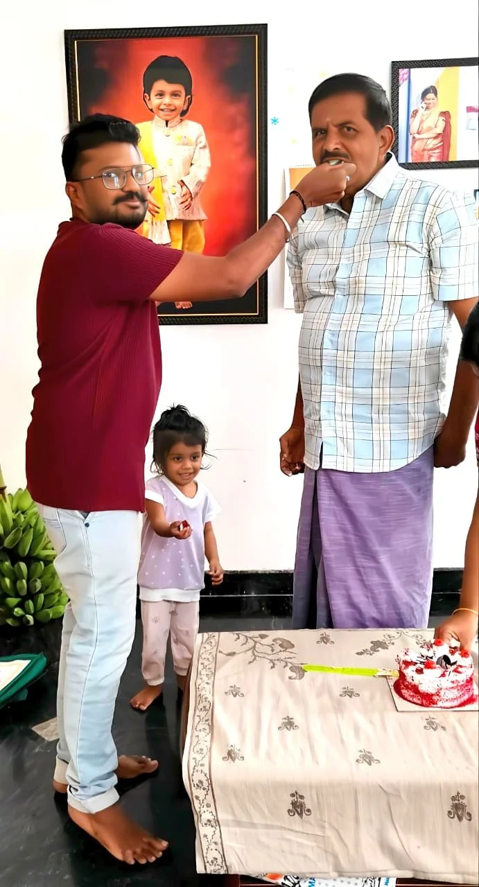 Muthuramakrishnan shared this picture on Nov/30/2025 for his 62nd birthday.