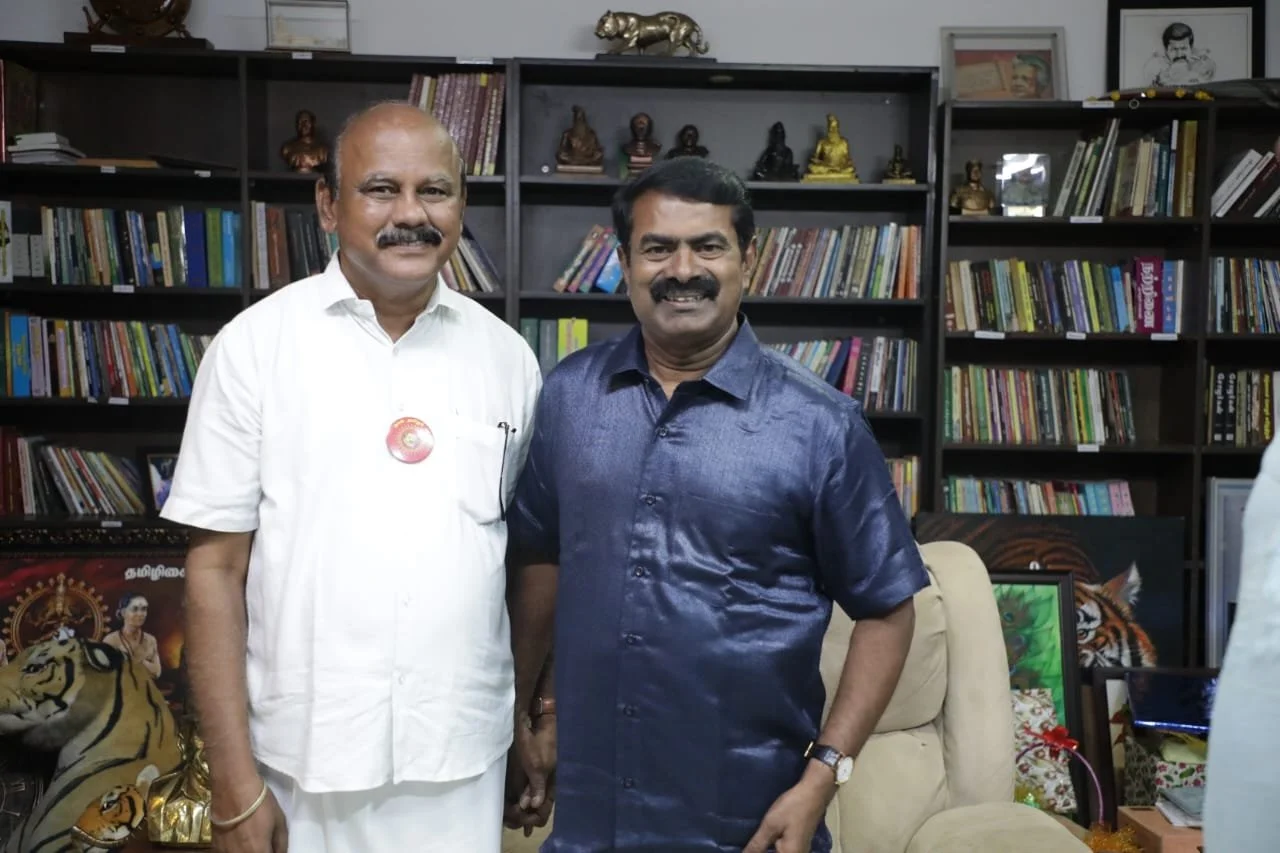 நாம் தமிழர் கட்சி தலைவரும், கொள்கை பரப்பு செயலாளரும் ஒருங்கிணைந்து நிற்பதை காண்பதில் மிக்க பெருமிதமே. (Nov/08/2025)