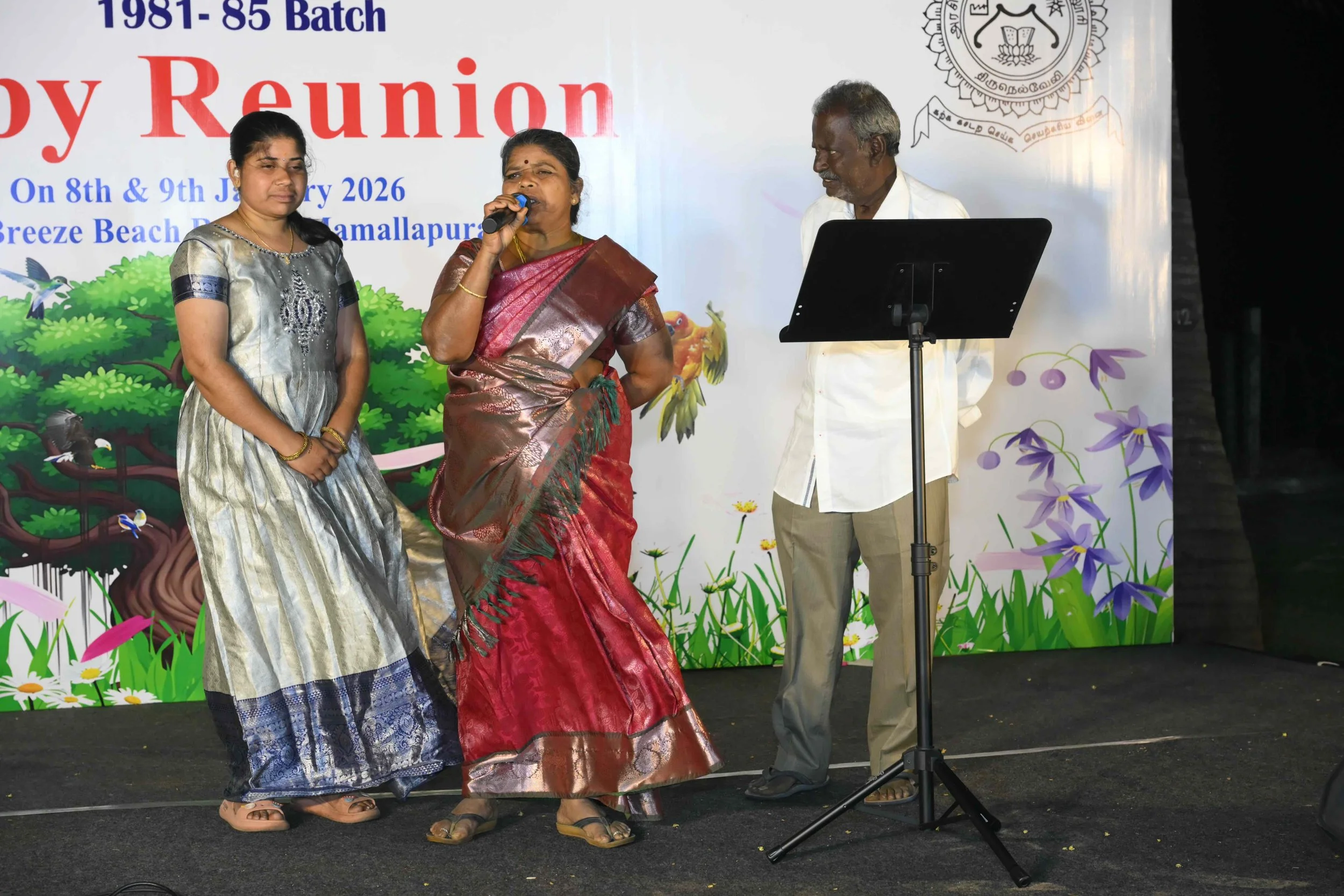 C.L.A.Palanisamy + Devika + Daughter. (31 of 50)