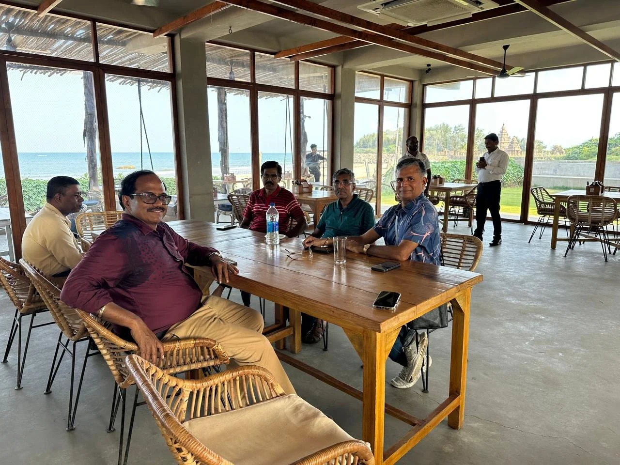 A few friends visited Sea Breeze in Mahabalipuram on Oct/07/2025.