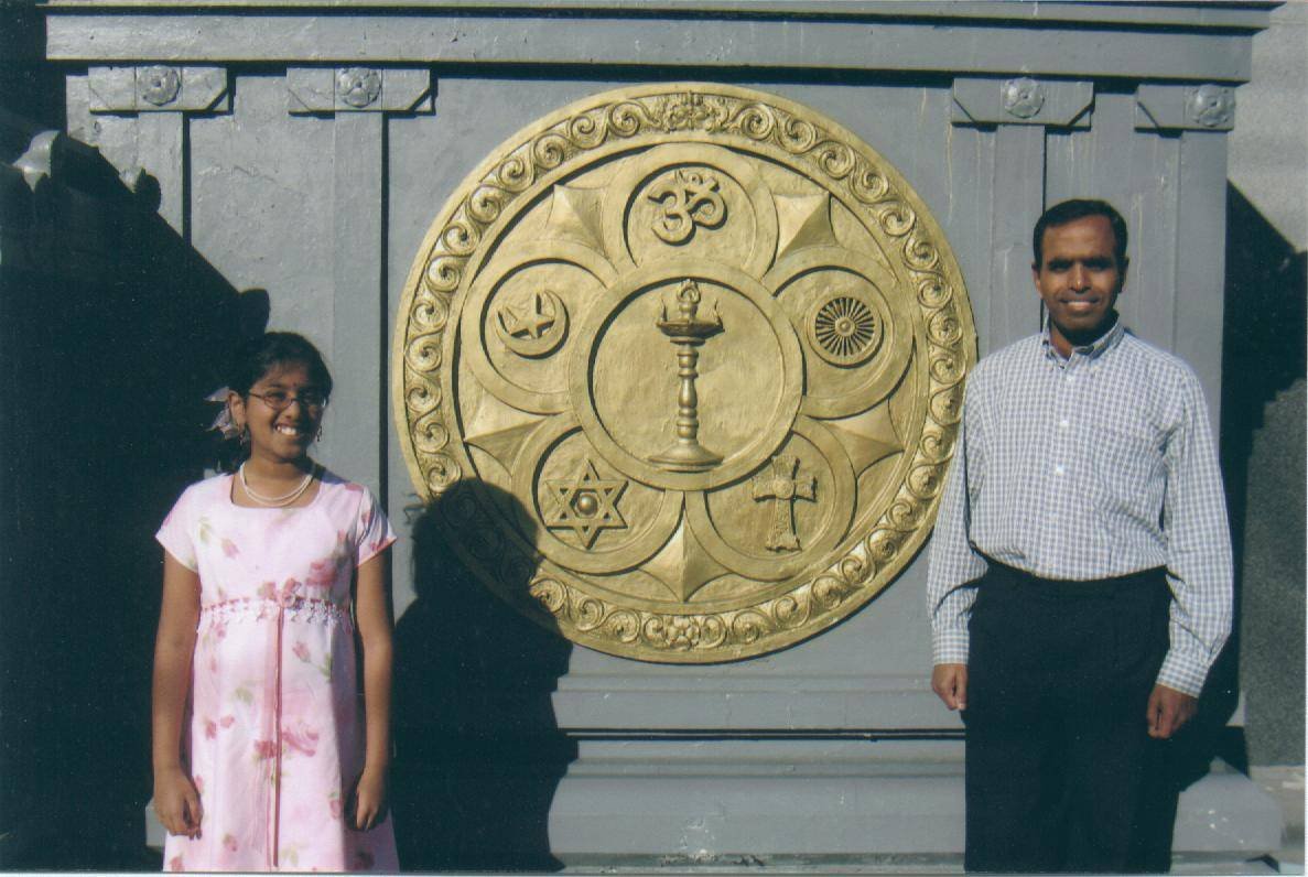 Aug/2005 - Peace and tolerance always go together: Senthil with his daughter (10 years old)