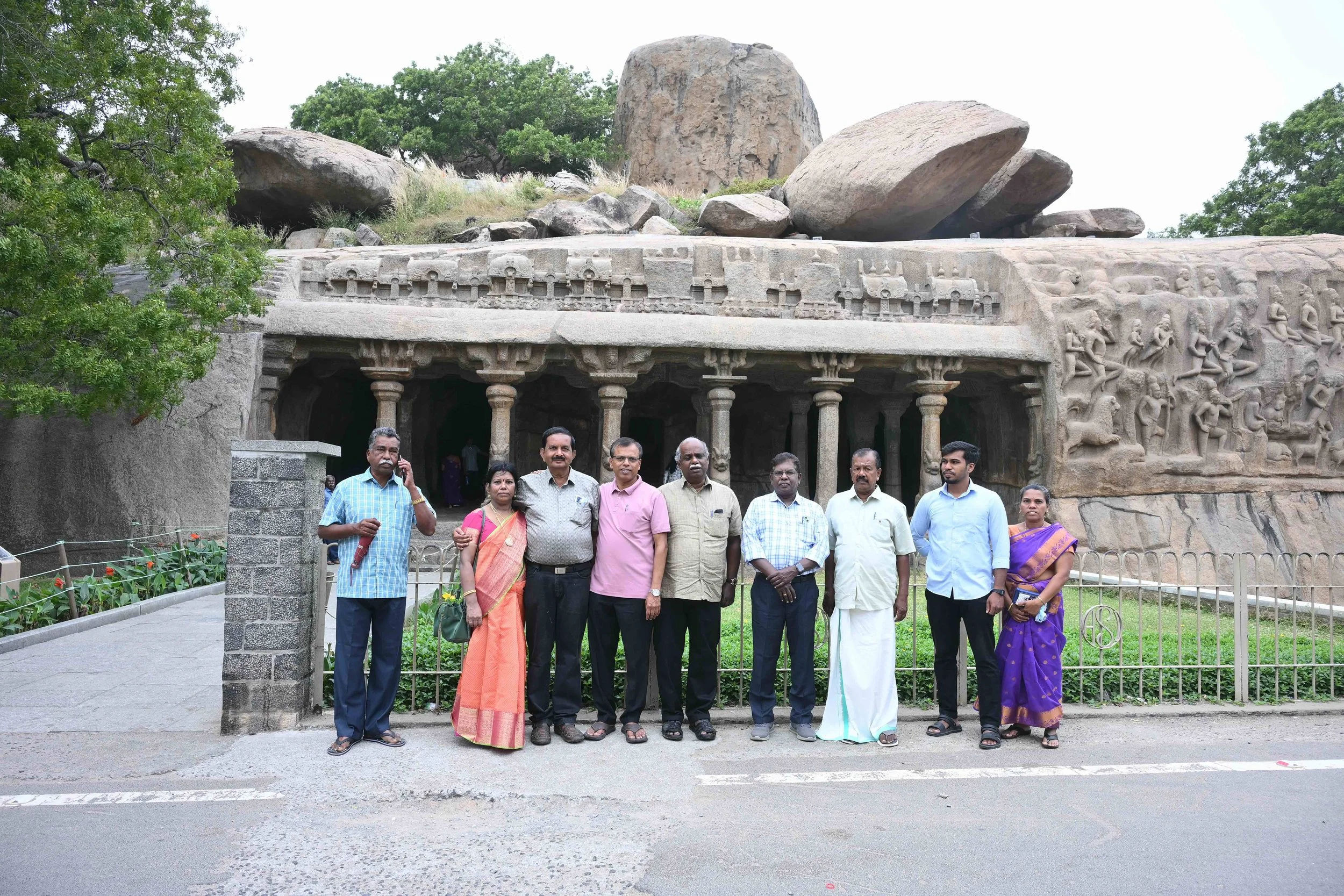 Straight line group picture.