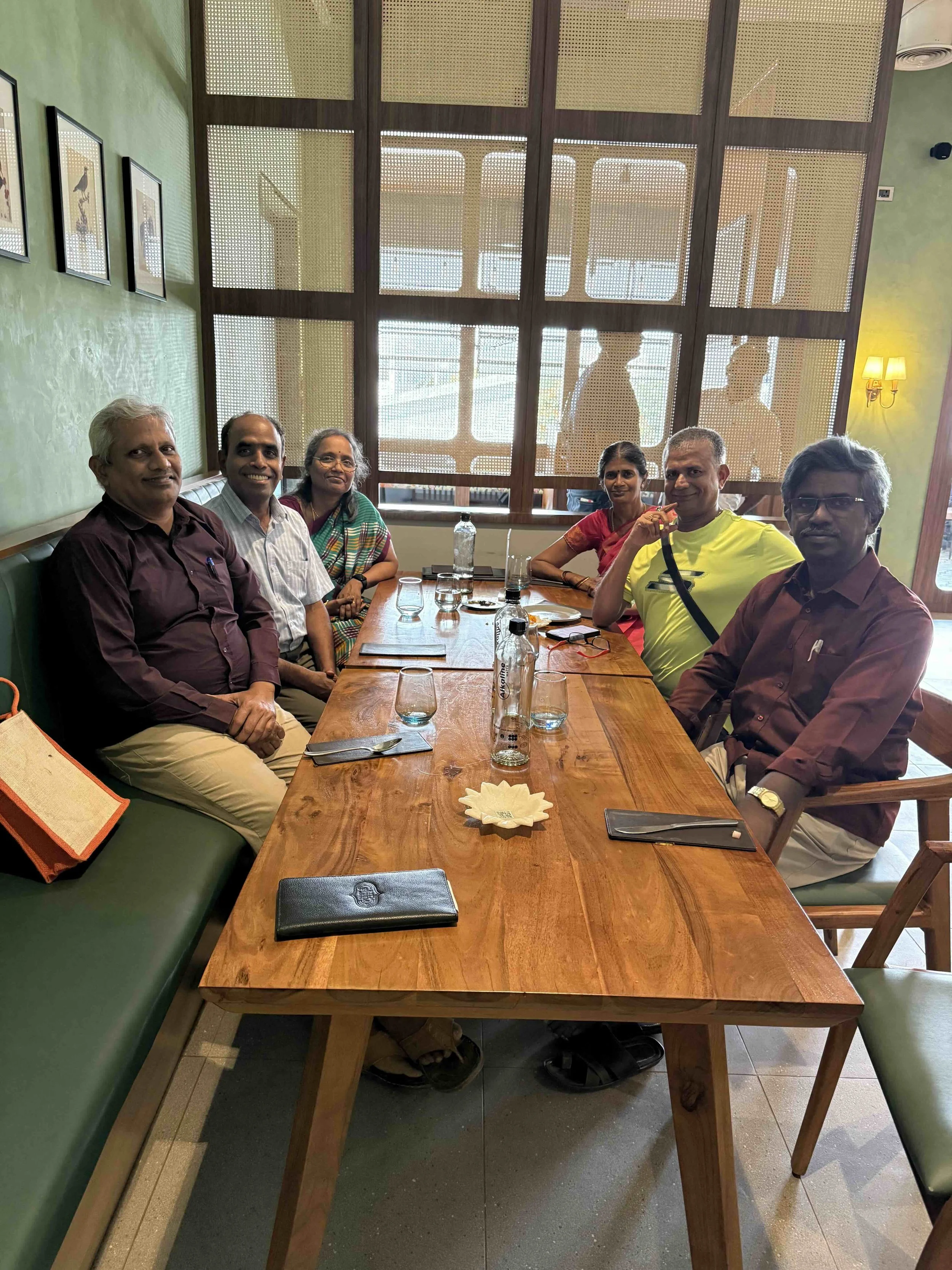 Siva, Senthil, Geetha, Bharathi, Murugesan, Charles having lunch at The New Punjab Club (Anna Nagar, Chennai) on Feb/21/2026.