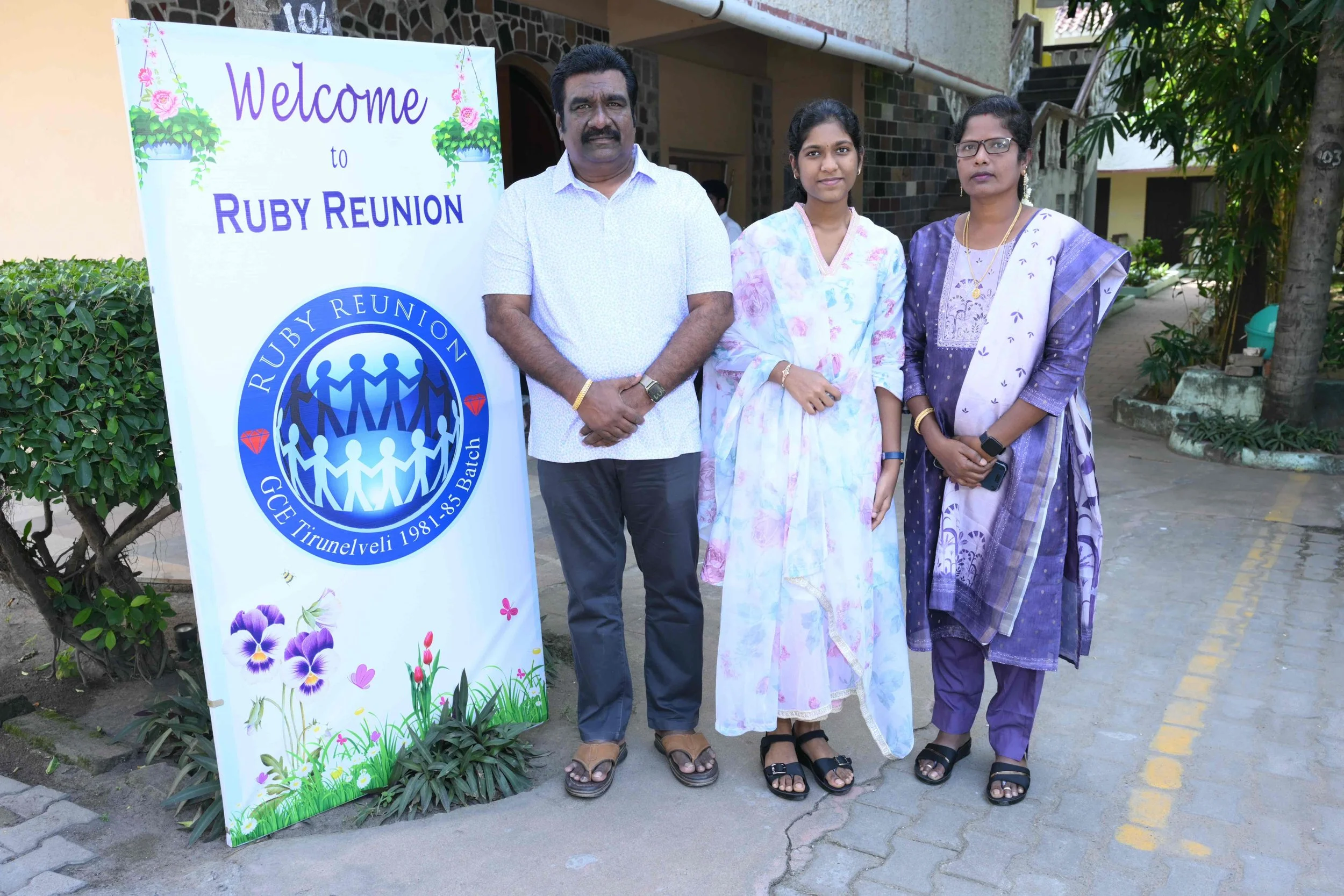 Colorful Prakash with his dear wife Sudhashini and loving daughter Priya Soundarya.