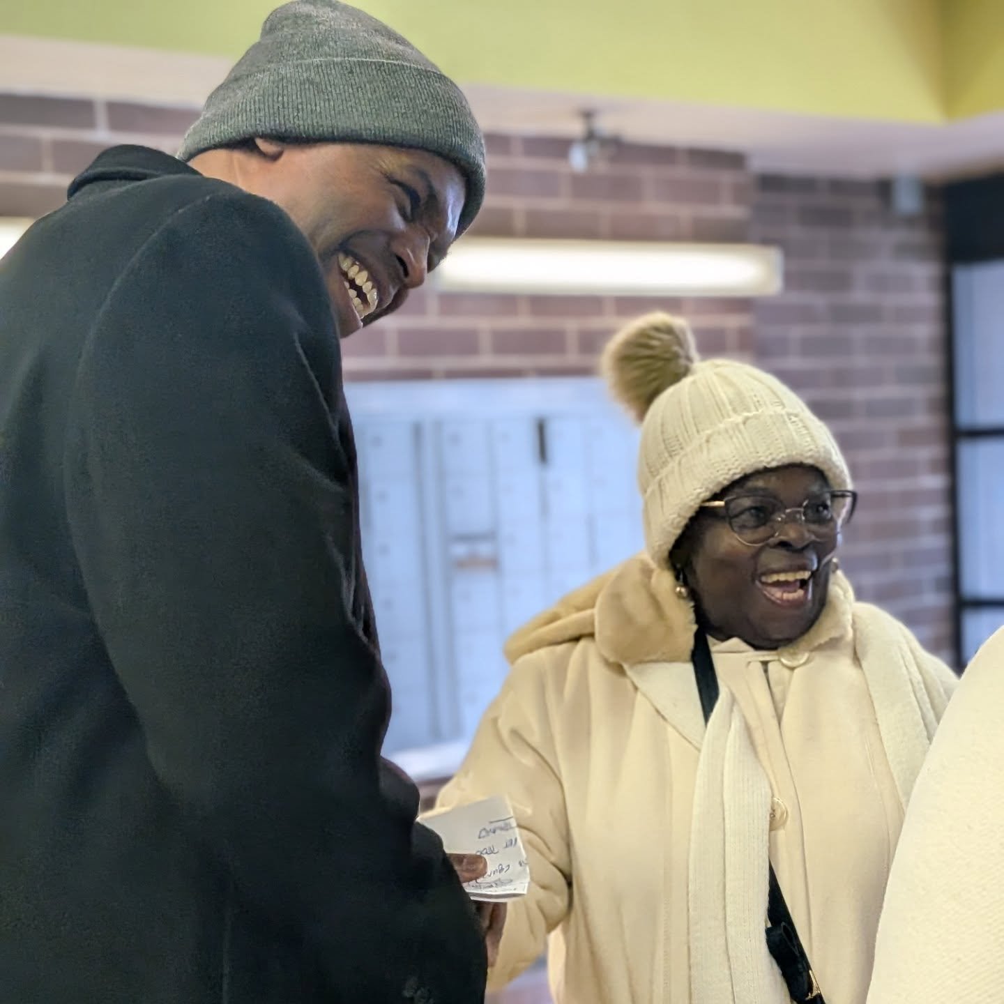Today, CVH Power Members proudly announced their endorsement of @delgadoforny for Governor of NY ✊🏿

Our members voted to endorse Delgado because he&rsquo;s committed to fully funding public housing and taxing billionaires so working families can af