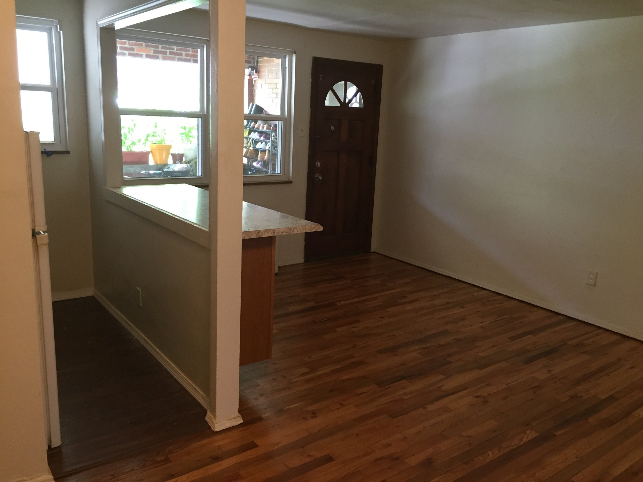 3.MapleKitchen.Livingroom.jpg