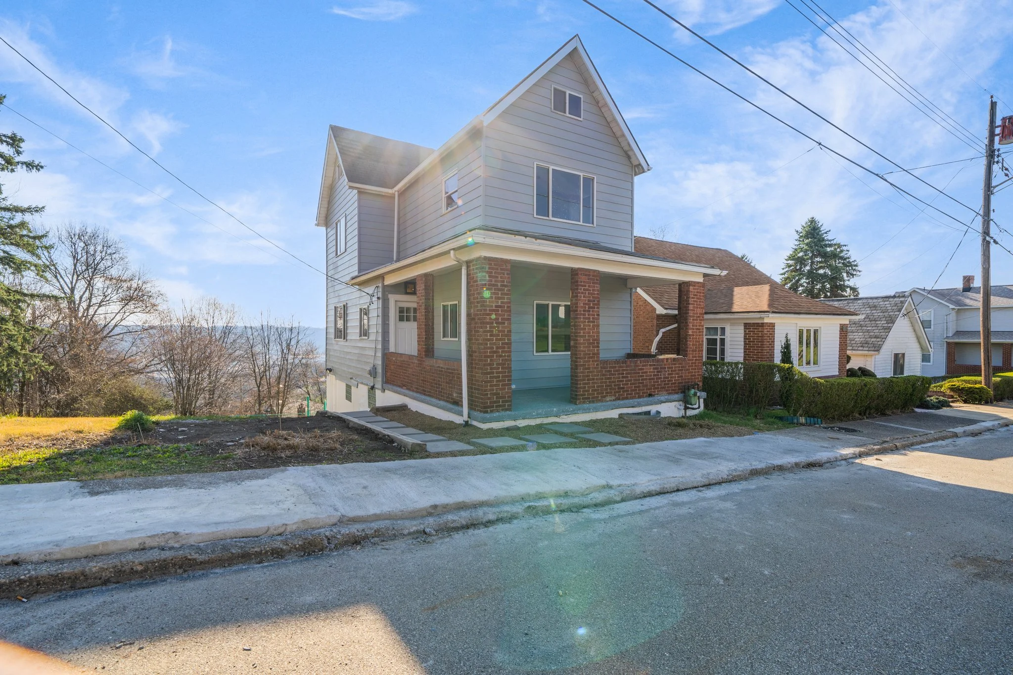 705 Burbridge St. McKeesport, PA. 15133 2-Bedroom