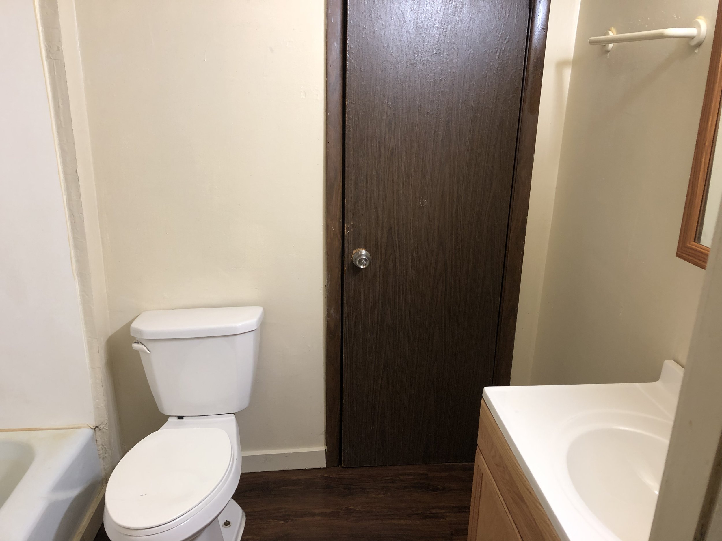 Copy of 4.bathroom.jpeg