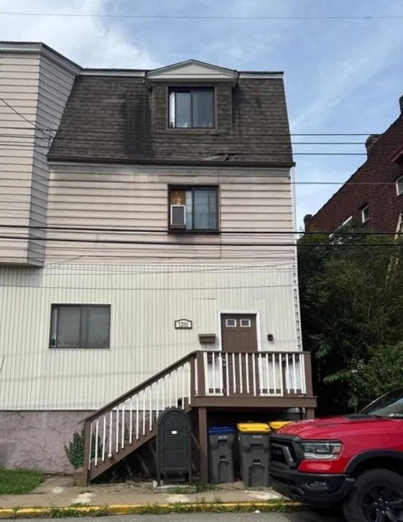 1201 Illinois Ave. Dormont, PA. 15216 3-Bedroom Apartment (6/9/26)