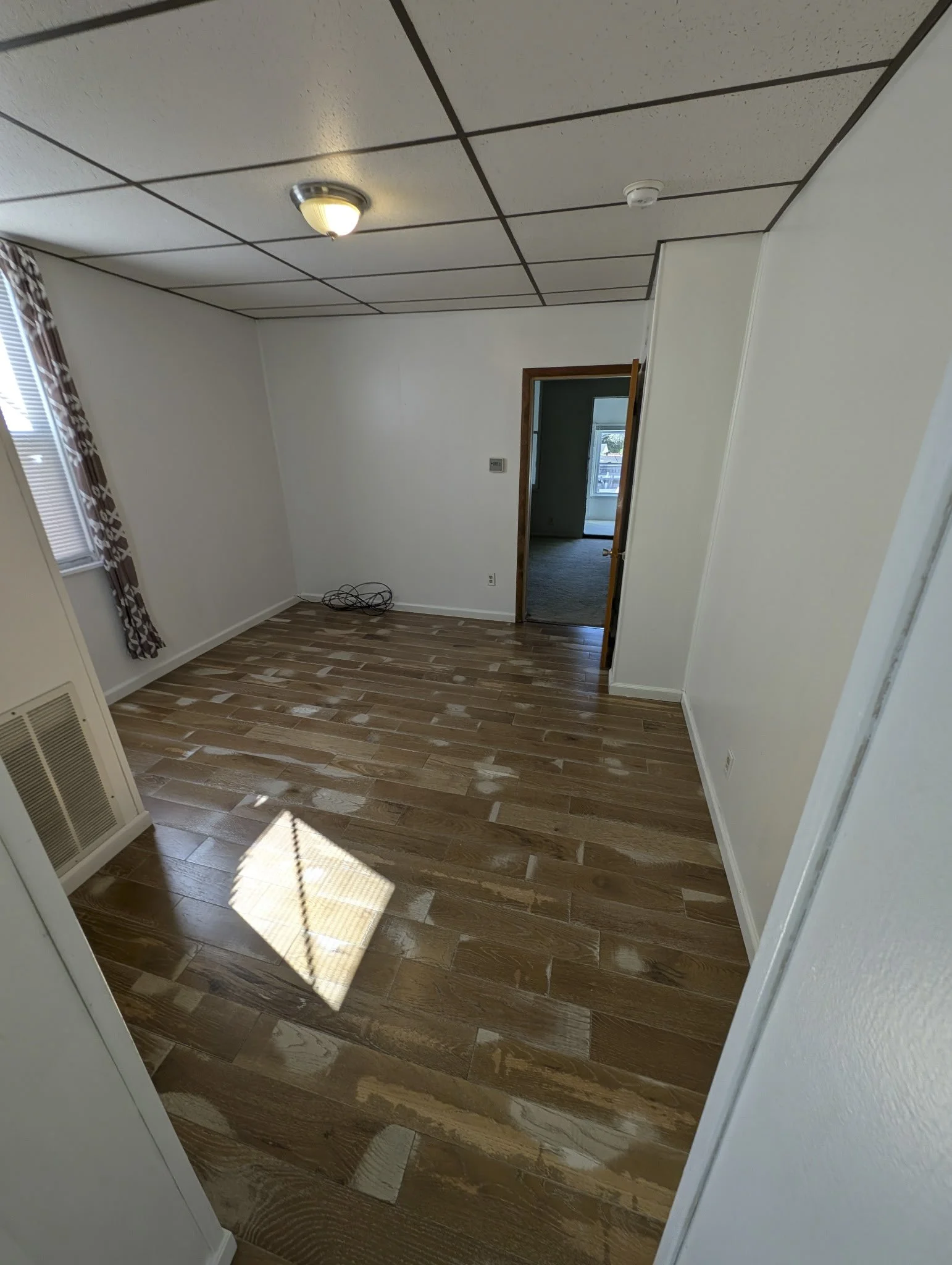 55 River Ave 3-BR Living Room.jpg