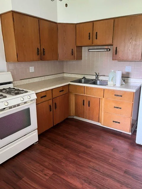 112 Greydon Ave. McKees Rocks, PA. 15136 2-Bedroom (5/13/26)