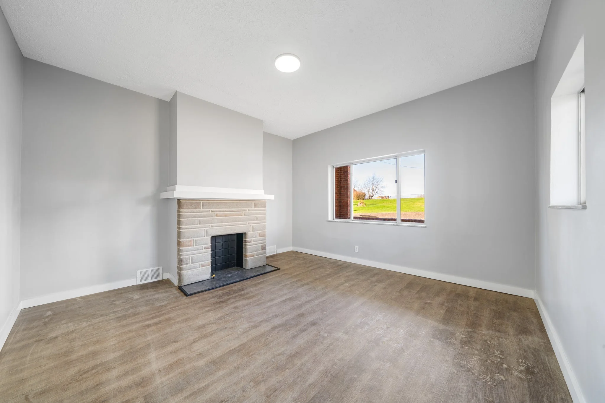 Living Room_ 705-burbridge-st.jpg