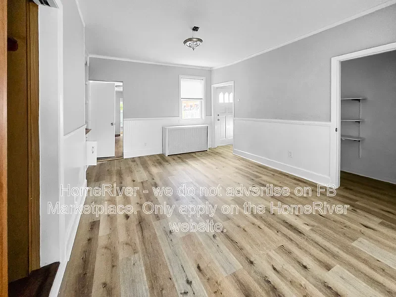 1927 Wrights Way Living.webp