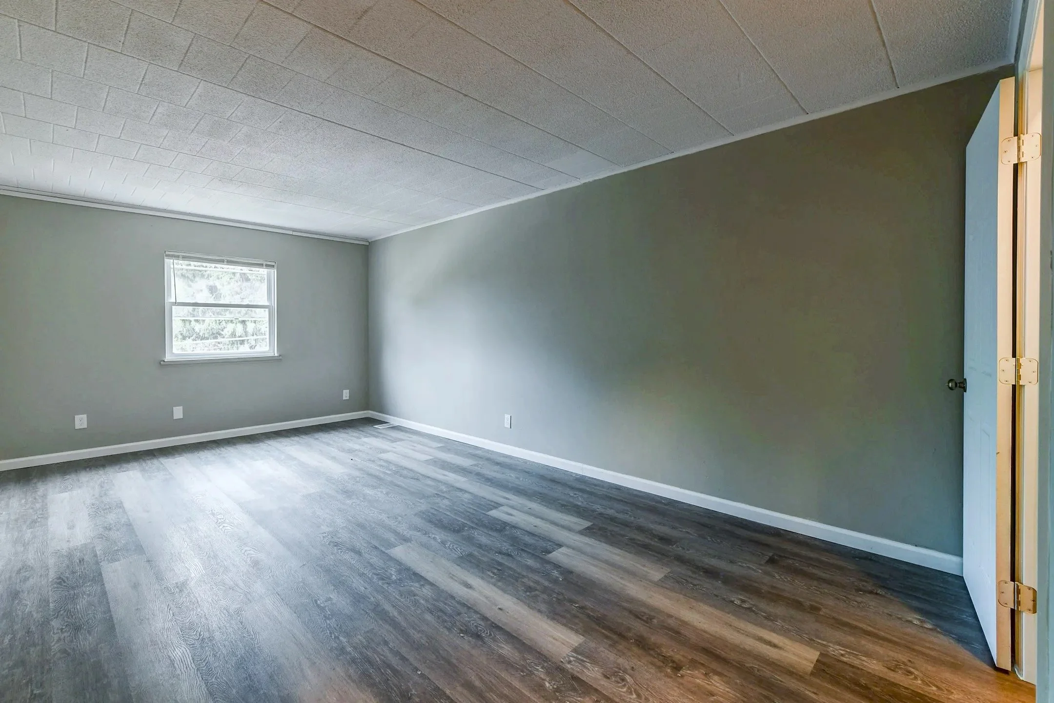 7.Master Bedroom.jpeg