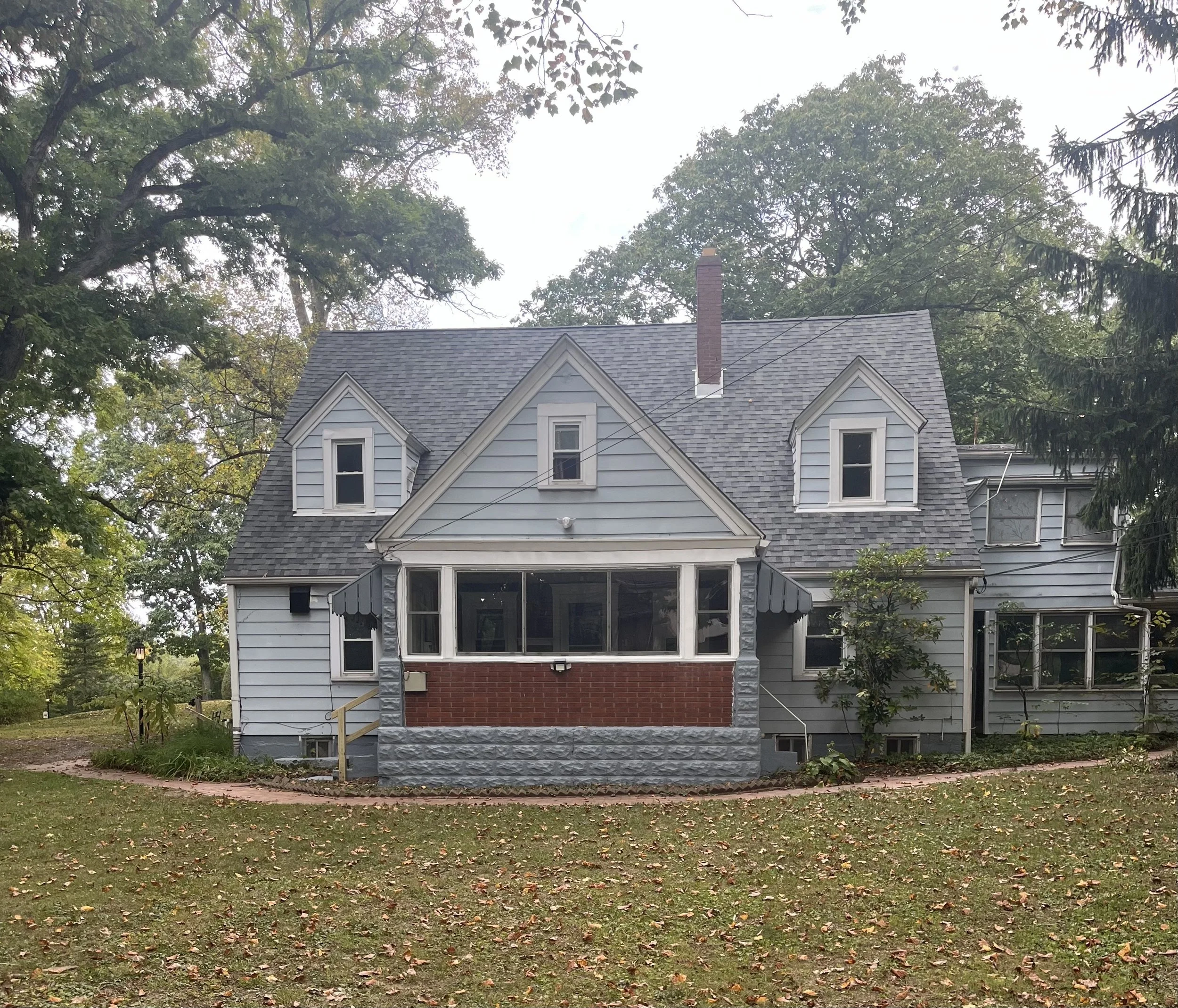 485 Hillside Ave. Apt-A Monroeville, PA. 15146 2-Bedroom