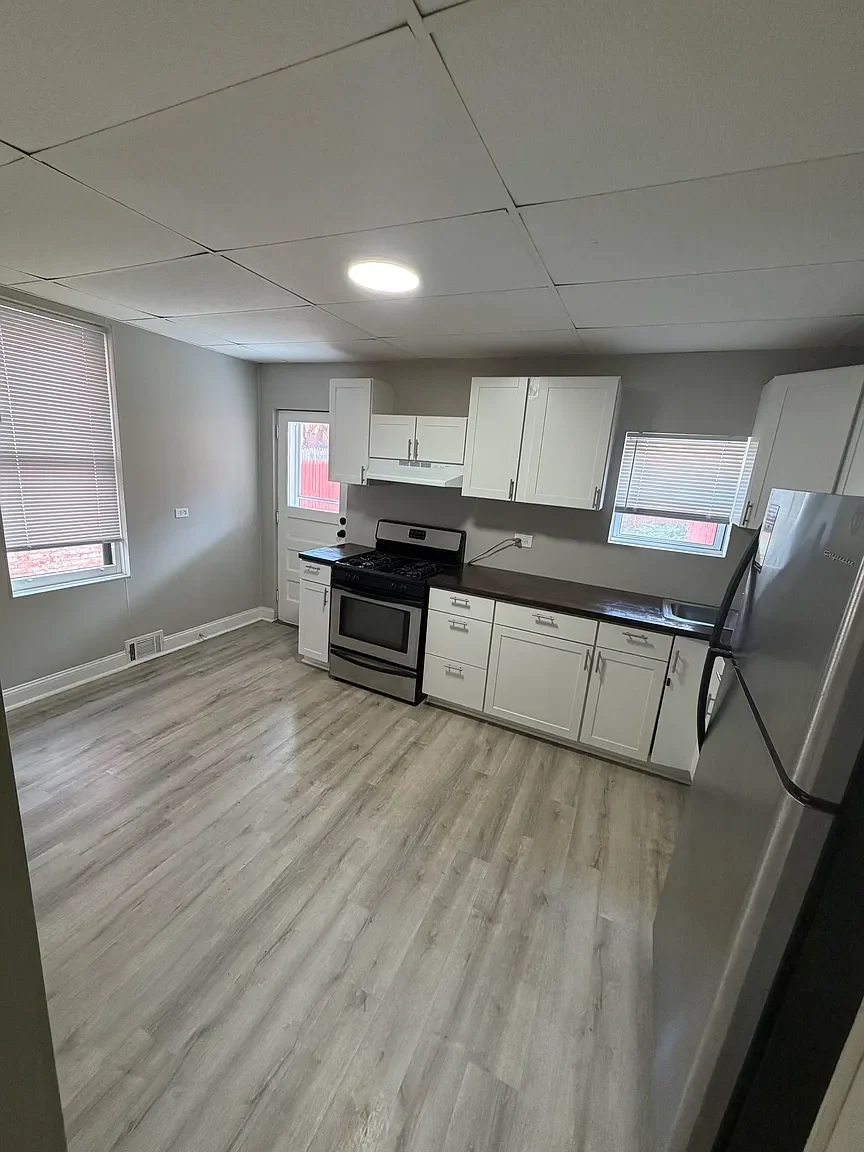 Wayne Kitchen 2.webp
