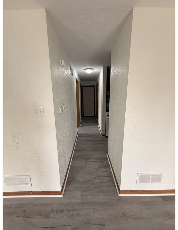 HALLWAY.jpg