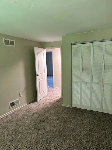 Bedroom (3).jpg