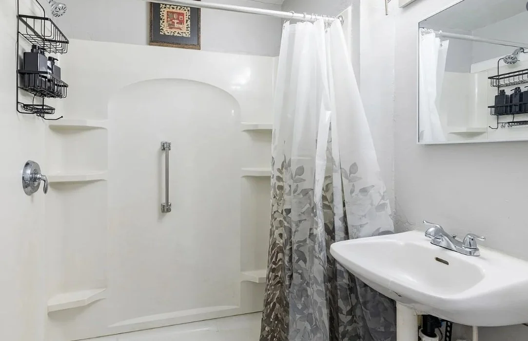 Bath.jpg