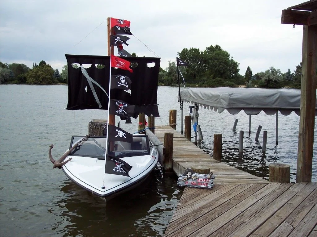Pirate 2 2005.jpg