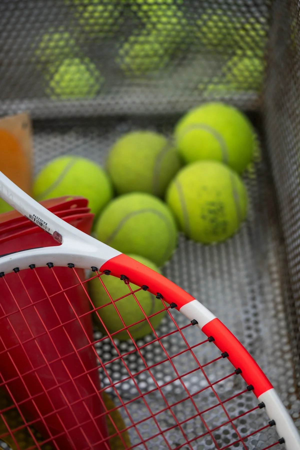 When to Restring Your Tennis Racquet: The Guide Most Players Ignore