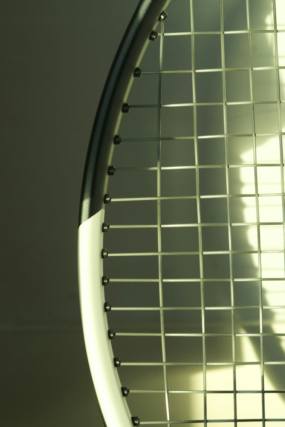 Best Arm-Friendly Tennis Strings in 2026: Top Picks for Poly Players With Elbow Pain