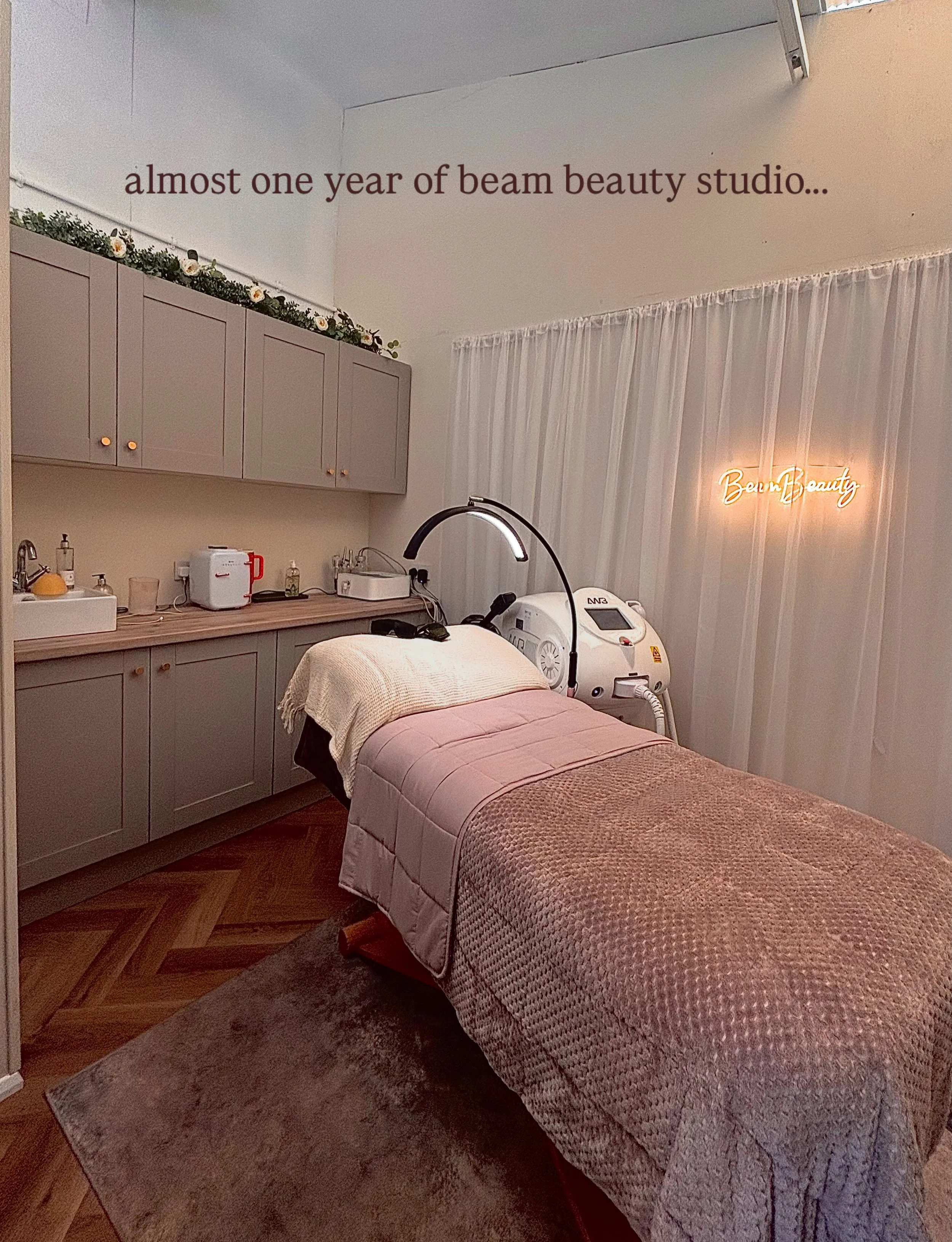 How on earth has it already nearly been 1 year of Beam Beauty Studio?! It&rsquo;s so strange to think back to what my business was before Beam, just a little side hustle that I bloody loved doing after my full time 9-5. 

I&rsquo;m so proud of this s