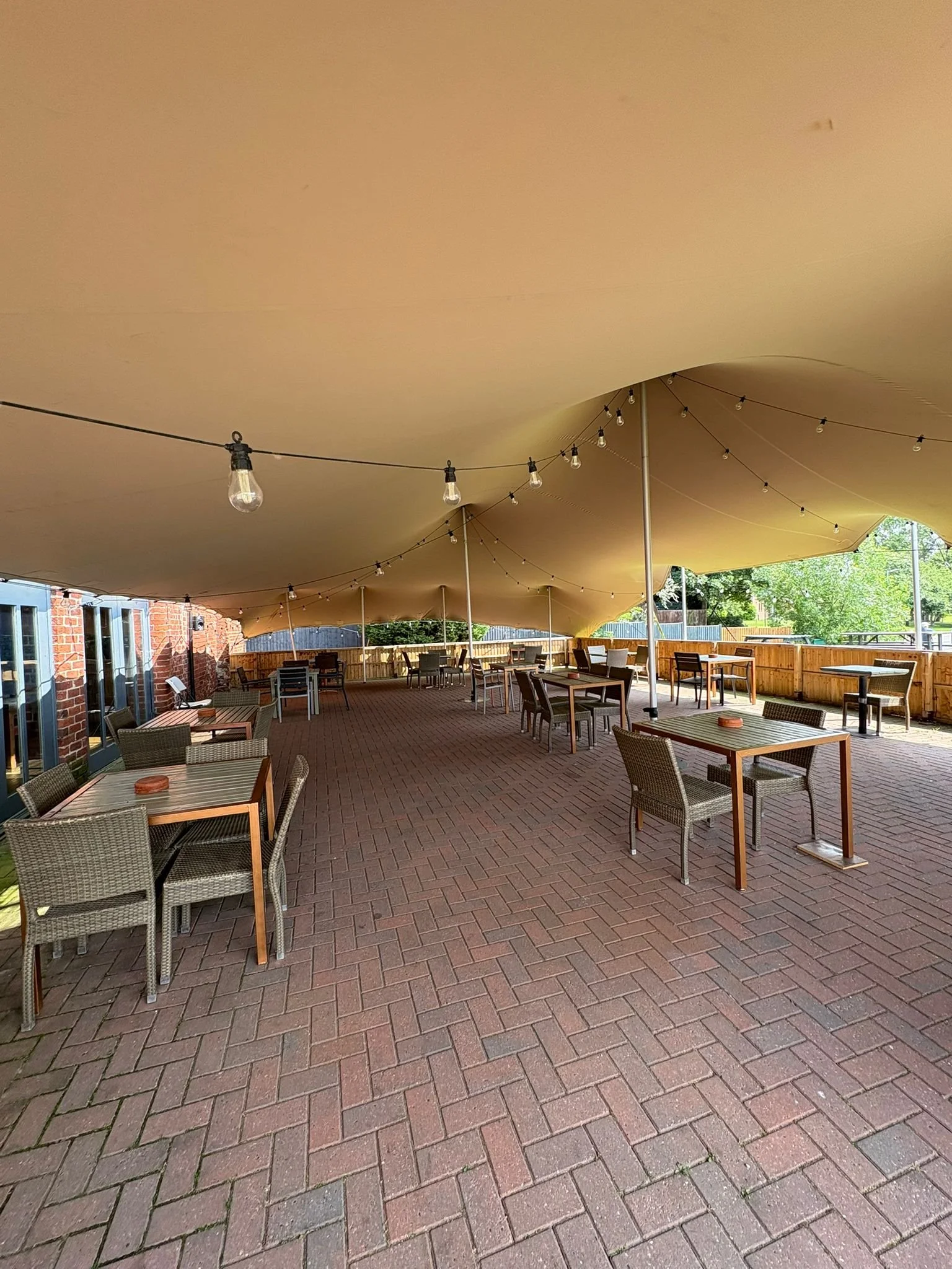 10x15m stretch tent Cover pub 2025.jpeg