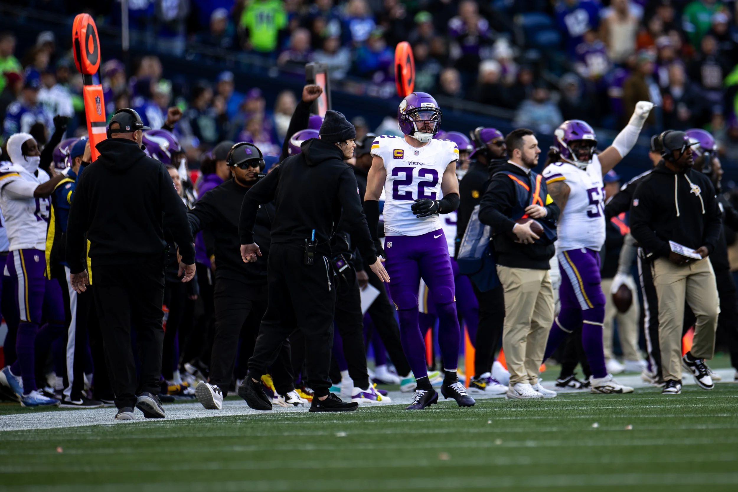 2025_1130_Vikings_Seattle_TTL_0063_Crooke.JPG