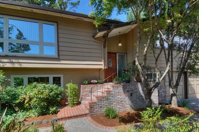 3642 Farm Hill Boulevard