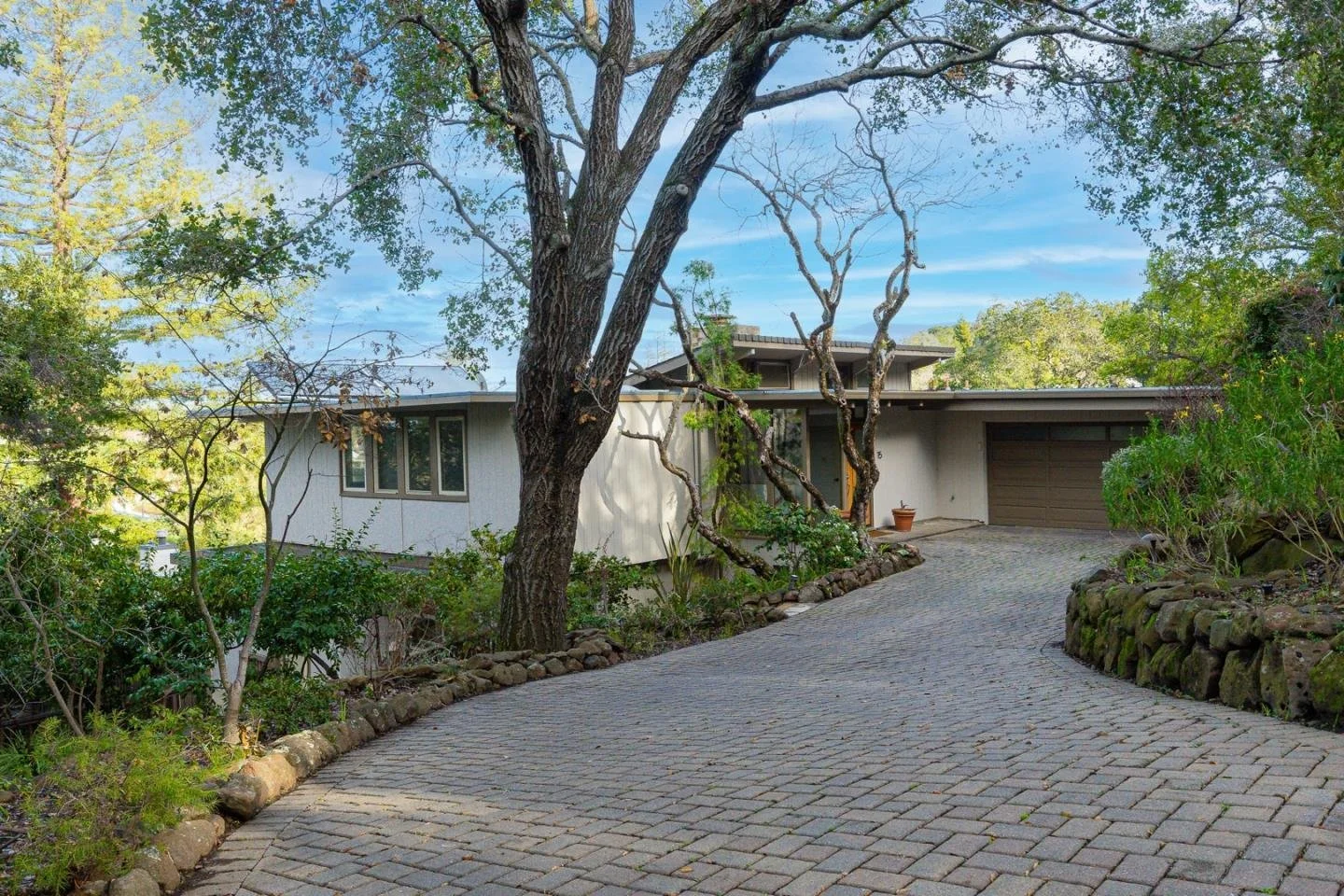 15 Siesta Court, Portola Valley