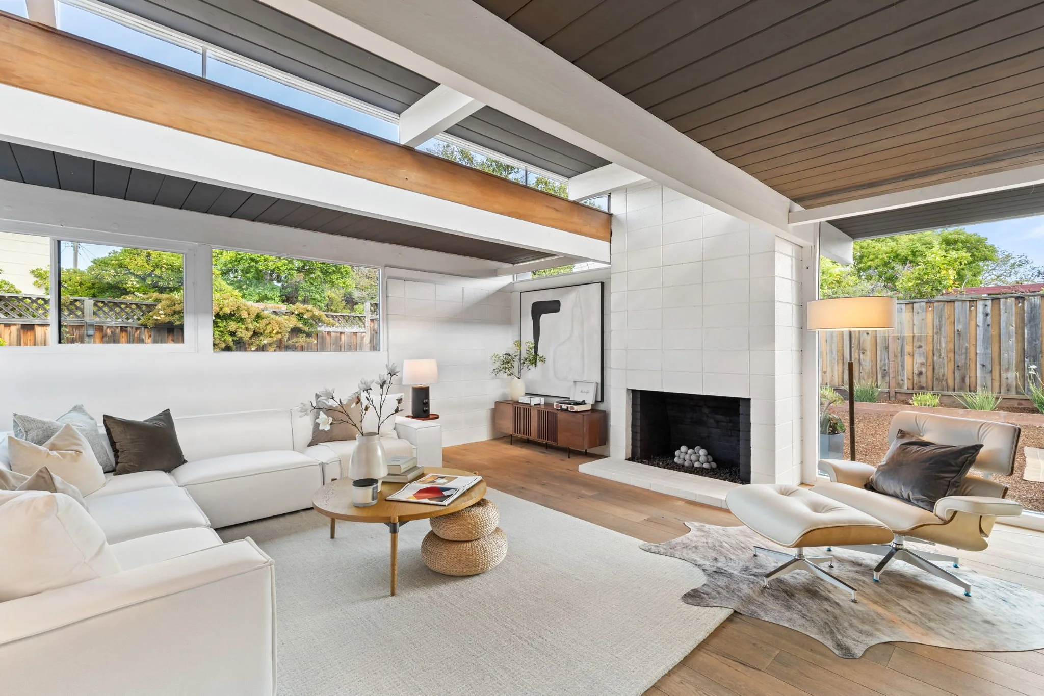 17-web-or-mls-So Gold Photo-17.jpg