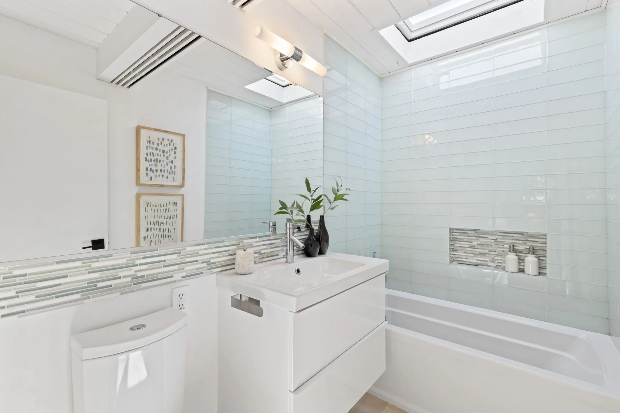 13-web-or-mls-So Gold Photo-13.jpg