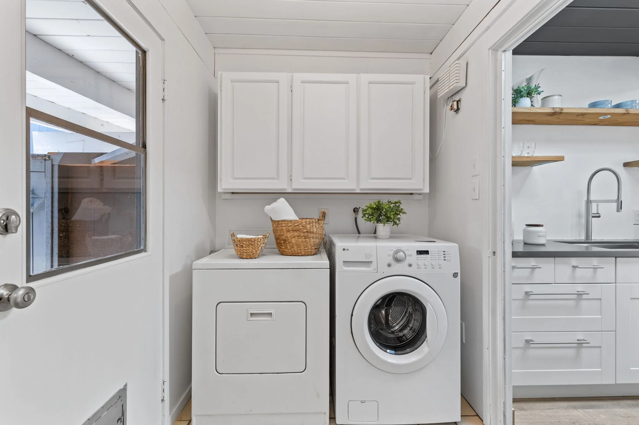 25-web-or-mls-So Gold Photo-25.jpg