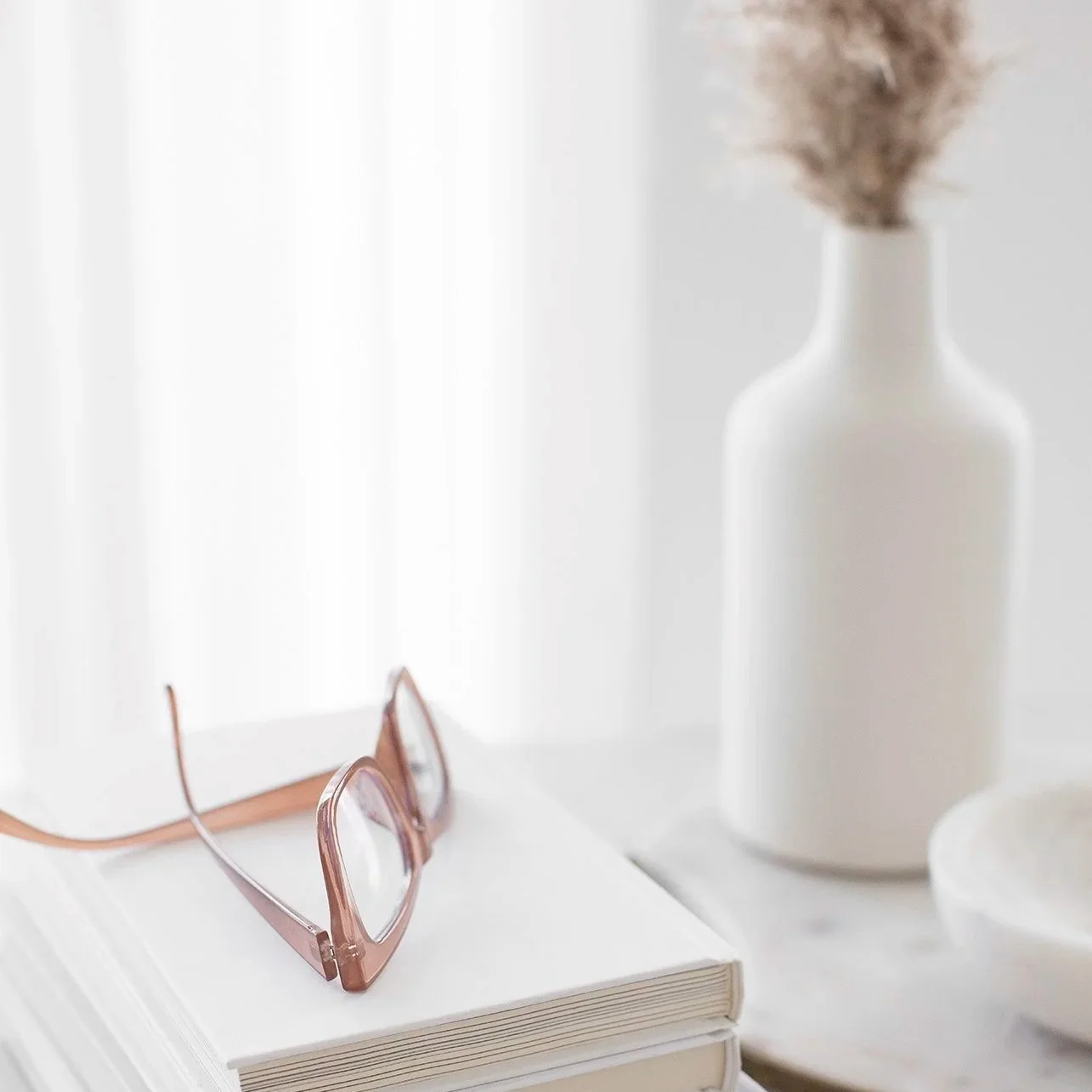 Female Midlife Crisis: Stages, Symptoms, and What It Really Means 