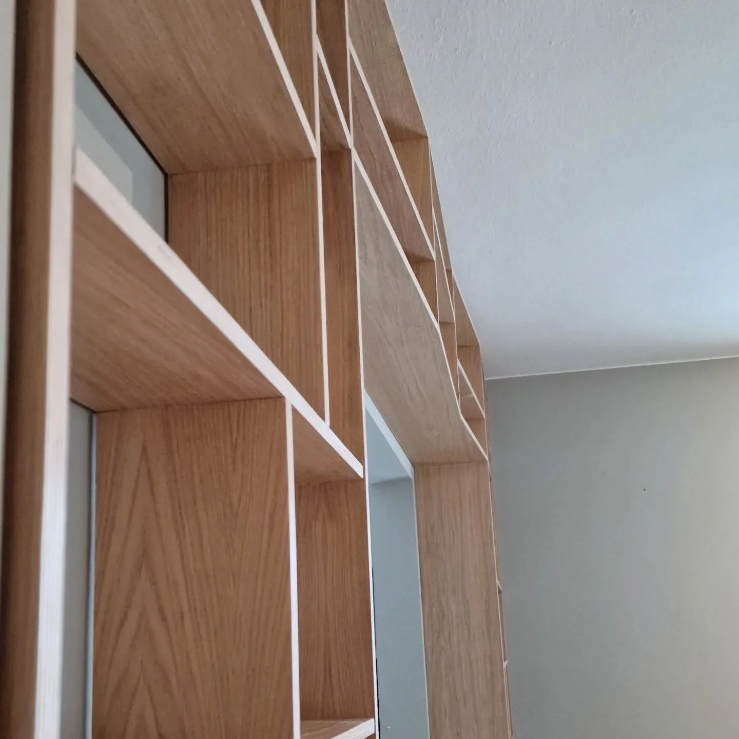 Who else faces the challenge, like me, of sharing projects when the photos don't align with the perfect shape or aesthetic? 🤔

My resolution for the new year is to showcase all those hidden gems that I have been holding back, starting with this cust