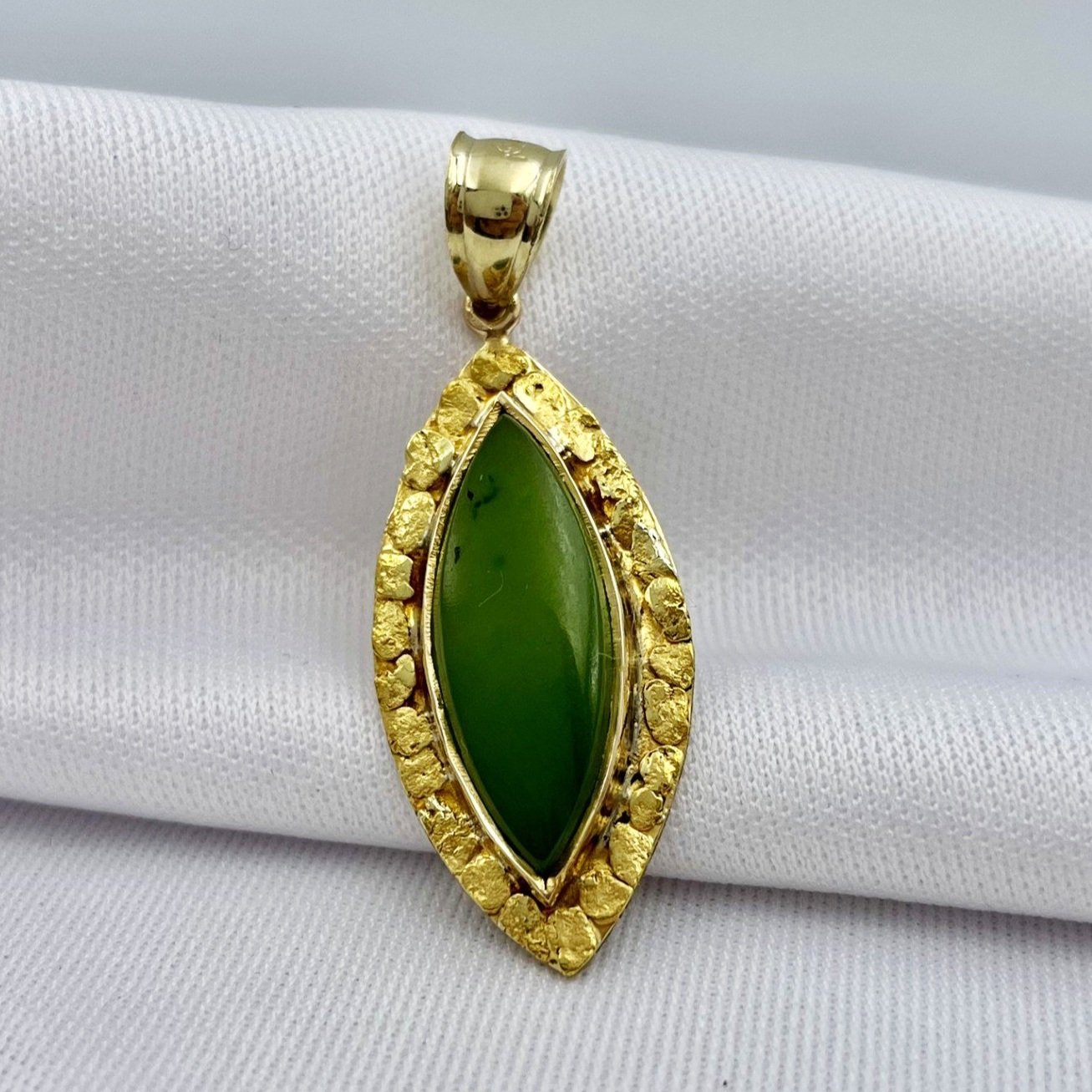 close up white background 10k Yellow Gold Nugget Design Marquise Jade Vintage Pendant