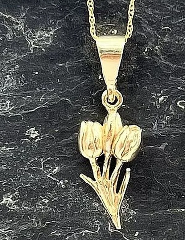 tulip bouquet pdt fancy yg.jpg