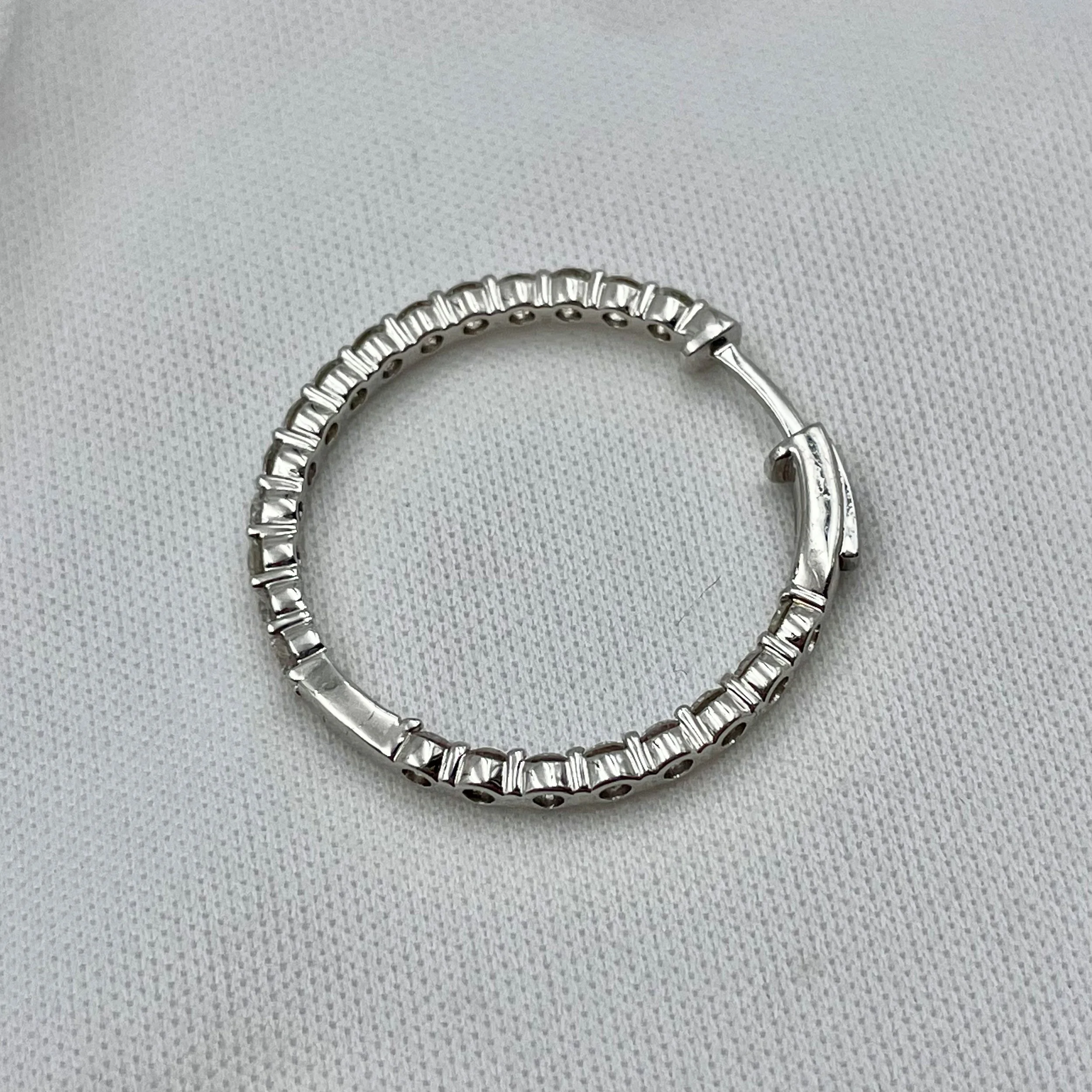 XA-DVJS028843.jpg
