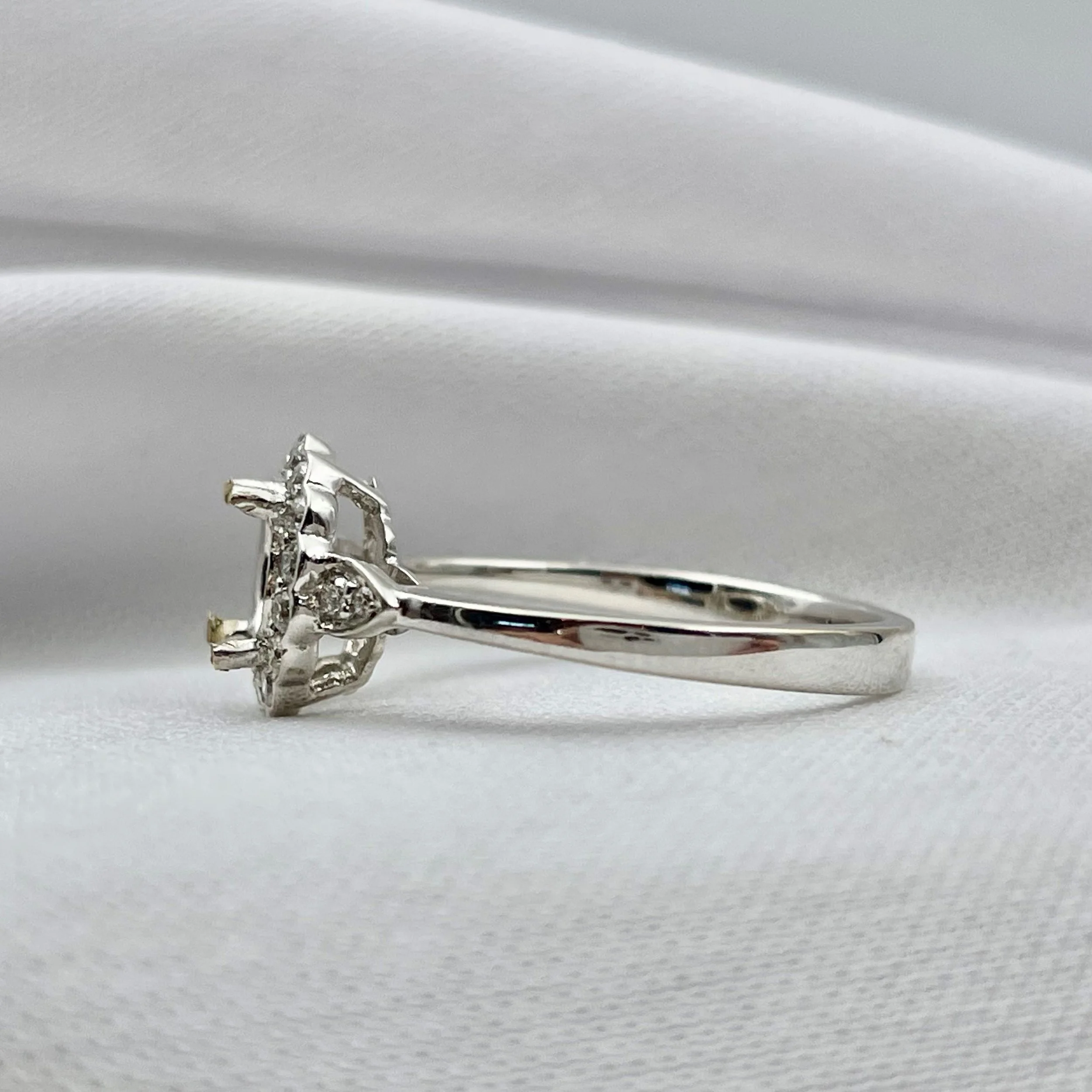 6.5mm Center .20ctw A+ Diamond Flower Halo Semi Mounting 18k White Gold - Warren Jewelers