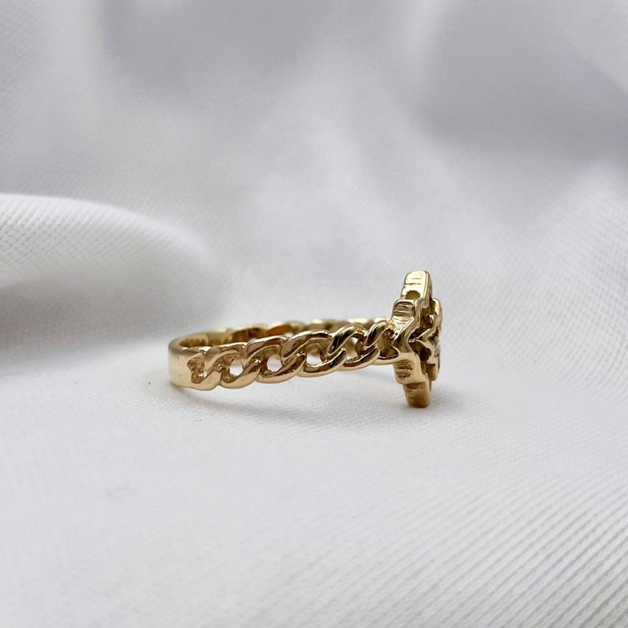 side view white background 10k Yellow Gold Vintage .05ct Diamond Star Ladies Ring