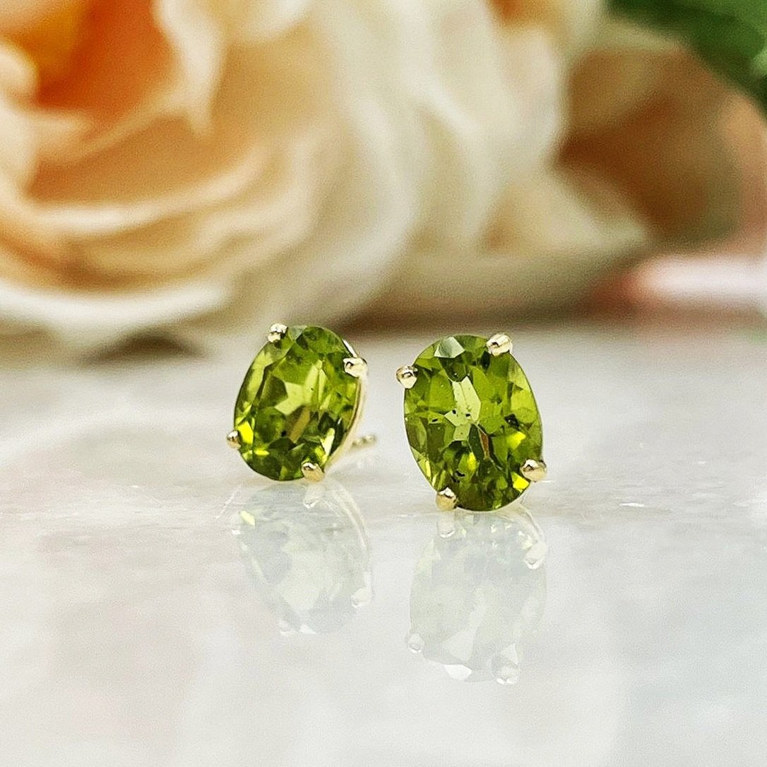 Peridot Stud Earrings 8x6mm Oval Cut 14k Yellow Gold
