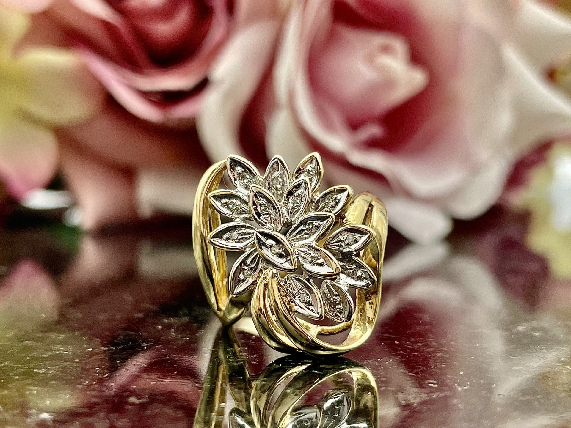 1/10ctw A Quality Diamonds Floral Cluster Vintage Dinner Ring 10k Yellow Gold