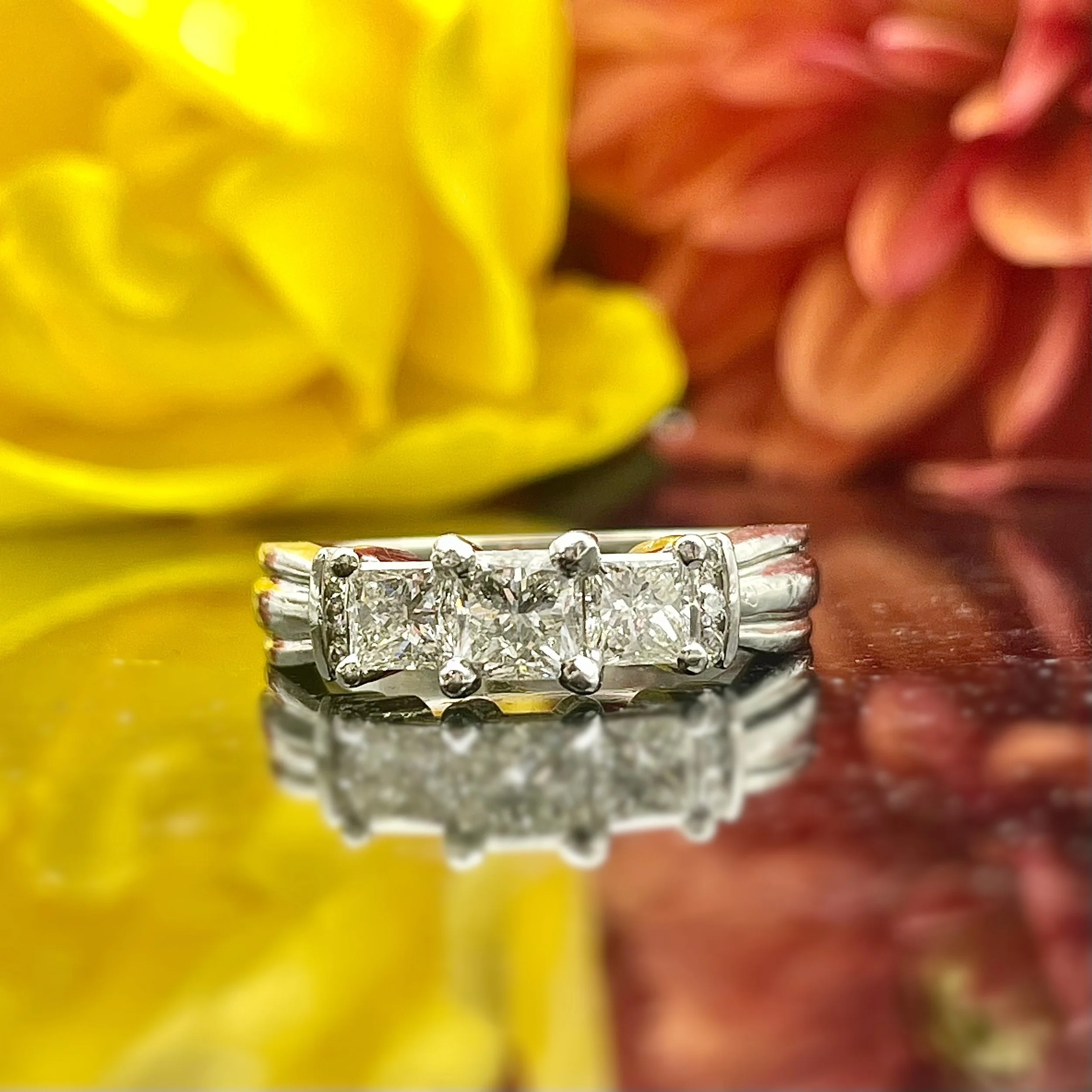 Plat 950 1.00ctw 3 Stone Ladies Engagement Anniversary Right Hand Ring