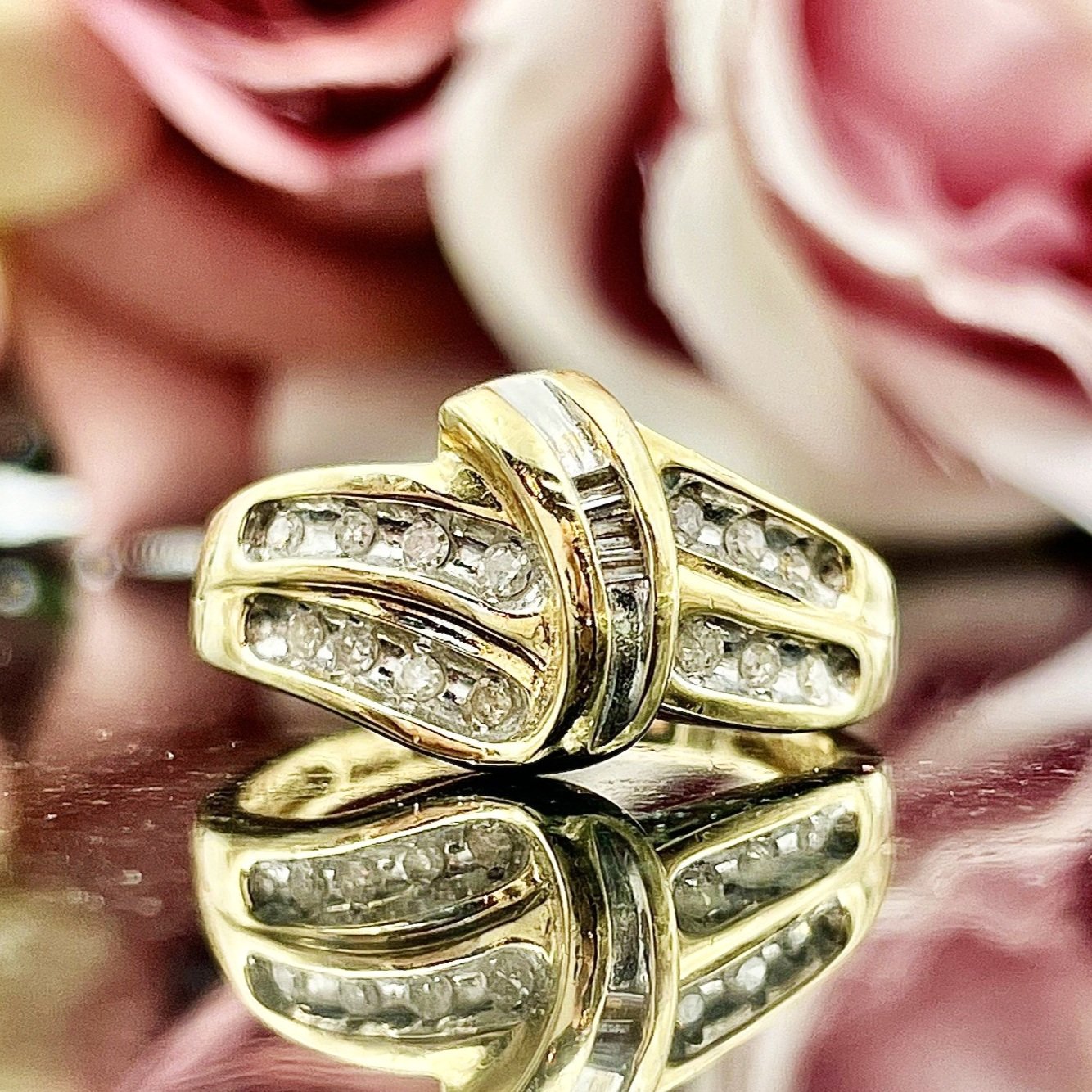 10k Yellow Gold Vintage 1/10ctw Diamond Channel Fashion Band