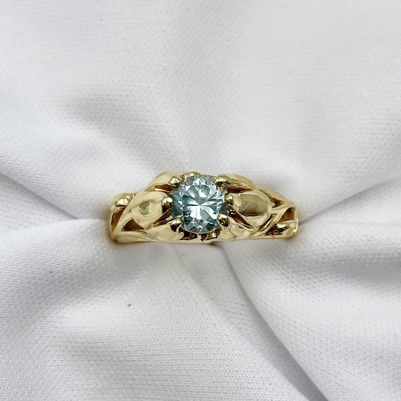 top down white background Blue Zircon 6mm Round Floral Ladies 14K Yellow Gold Ring