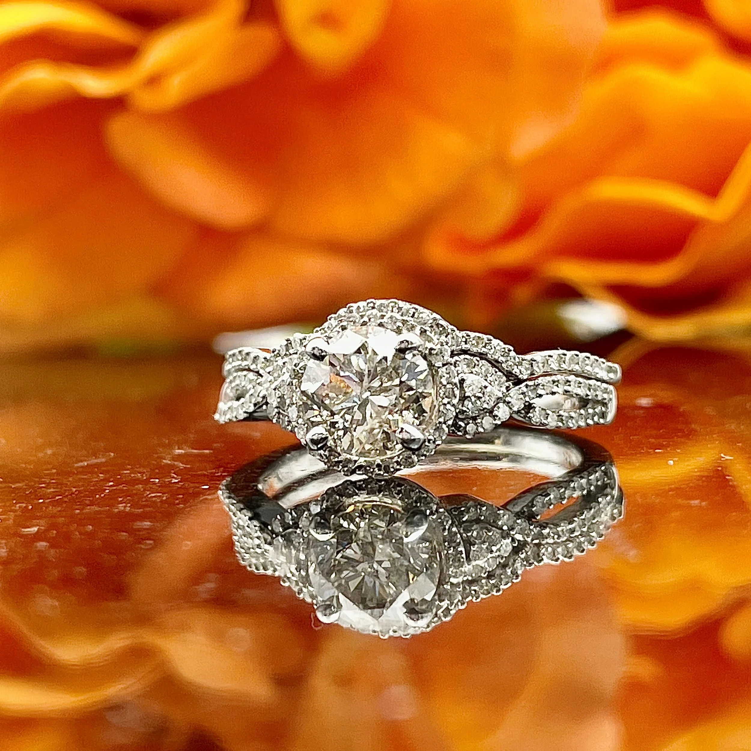 1.06ct Round Center Diamond With Halo Twist Shoulder Pave Ladies 14k White Gold Engagement Wedding Set