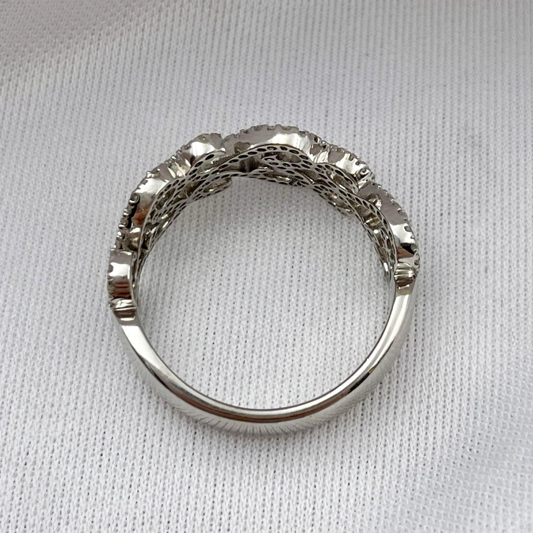top down gallery view 14k White Gold Fancy Heart 1/2ctw Diamond Band