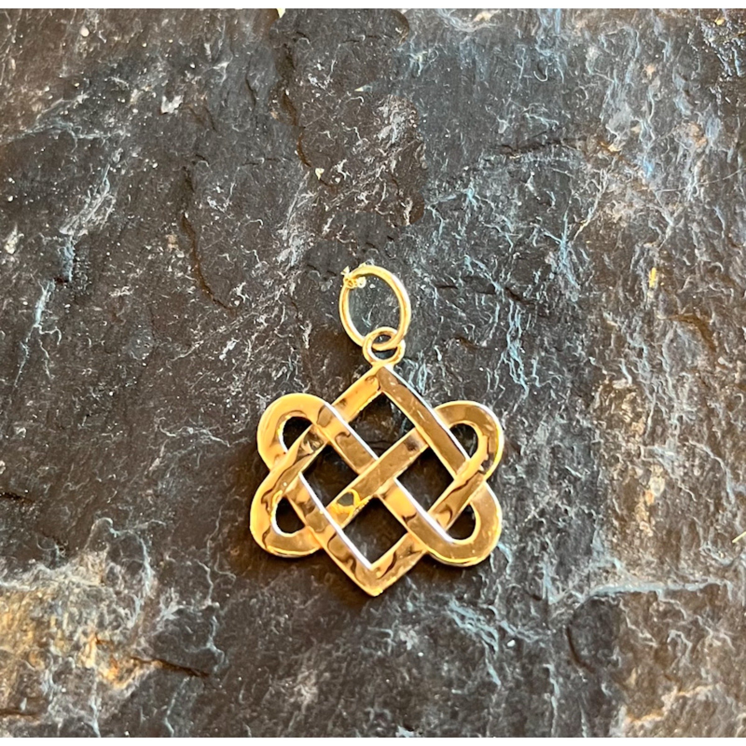 Celtic NeverEnding Hearts Charm Pendant 14K Gold