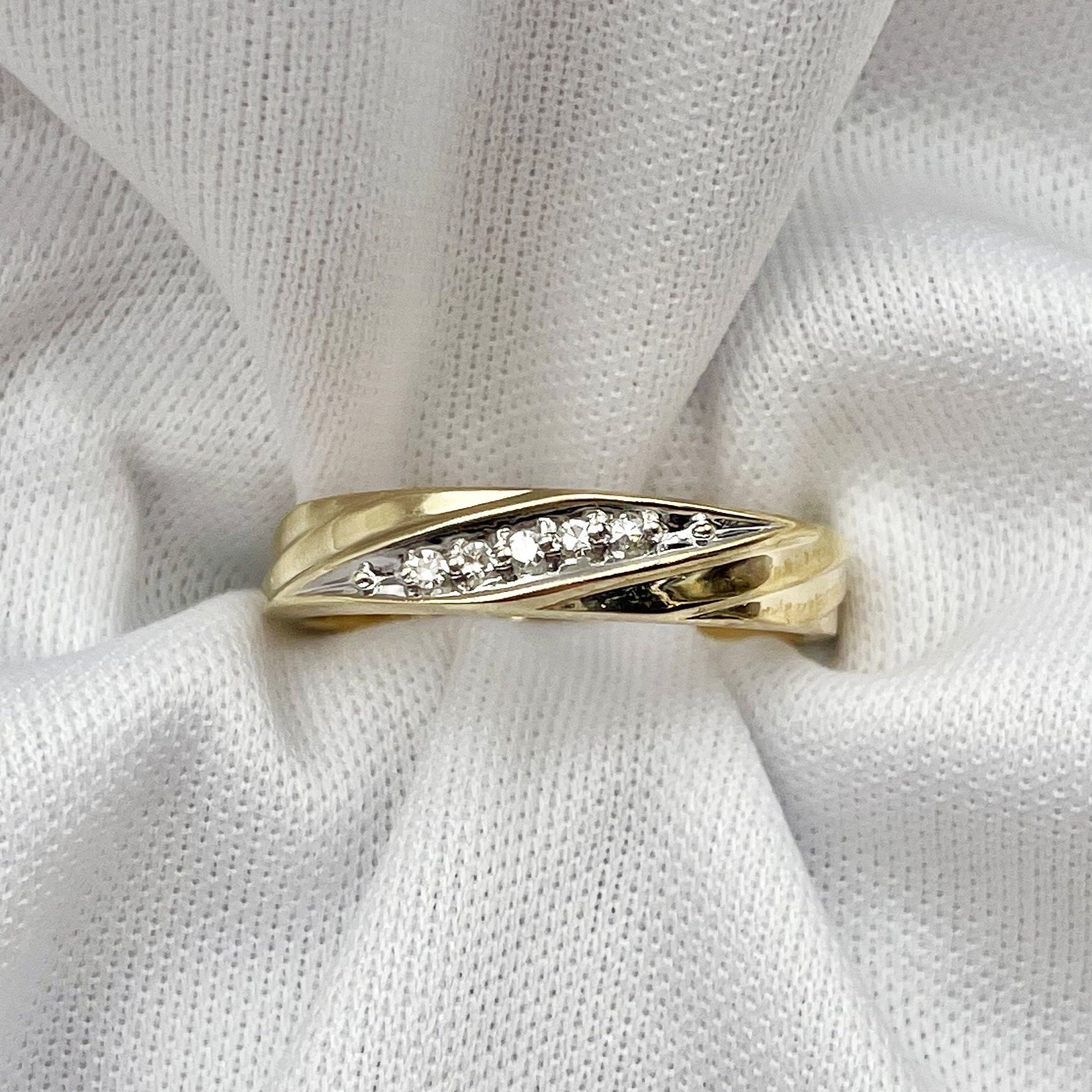 top down view white background 14k Yellow Gold Ladies Diamond Band Wedding Anniversary